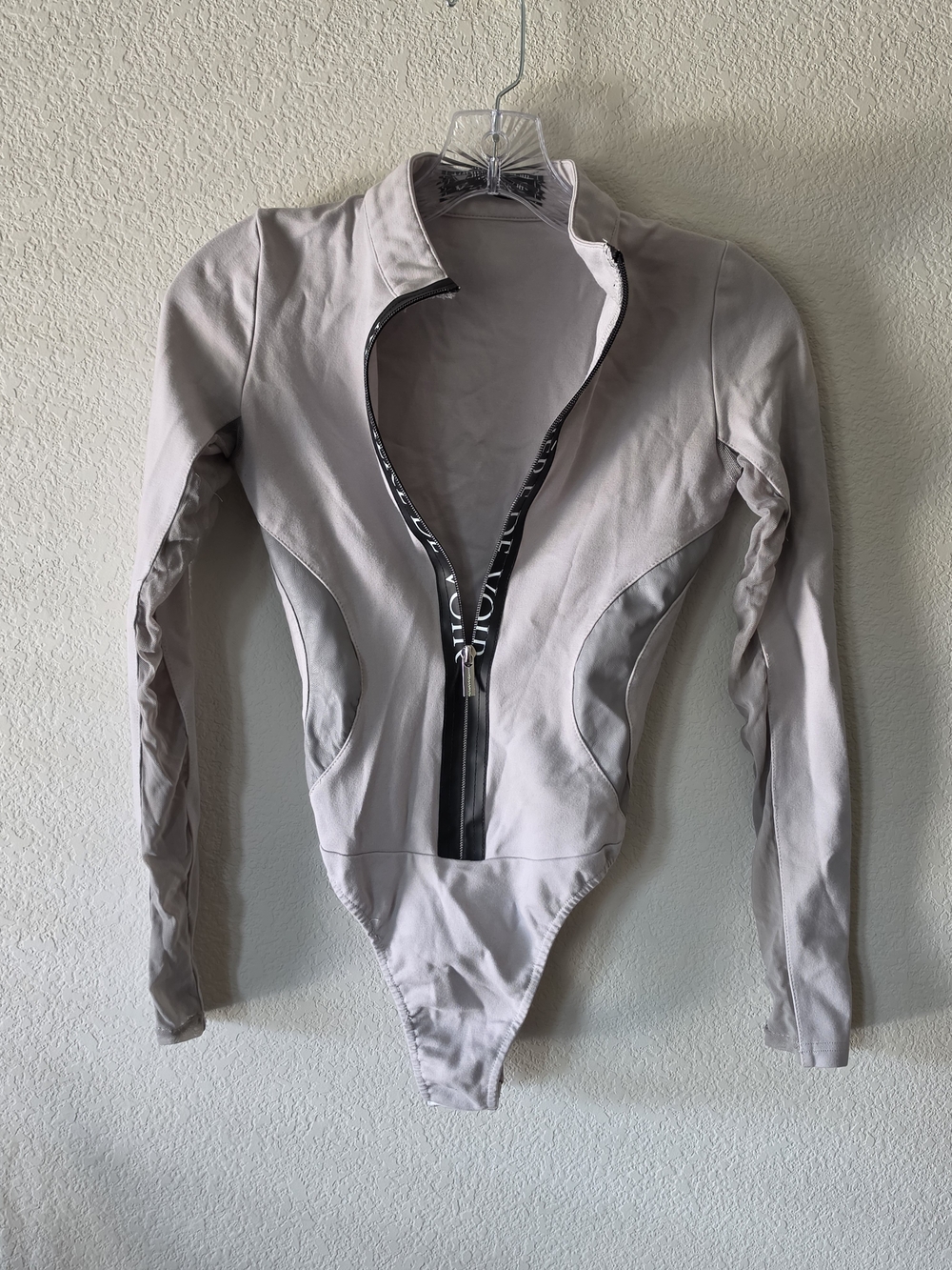 Maniere De Voir Light Gray Zip-Front Long Sleeve Bodysuit